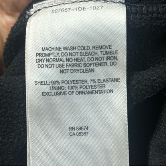 Mountain Hardwear Men's Performance Jacket in Black - Picture 4 of 7